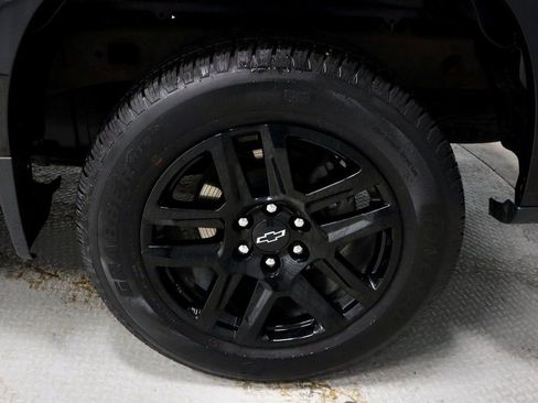 Used 2023 Chevrolet Silverado 1500 Custom w/ LPO, Dark Essentials Package image 18