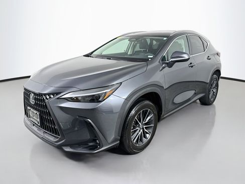 Used 2024 Lexus NX 250 FWD image 3