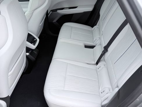 Used 2024 Cadillac Lyriq Luxury image 33