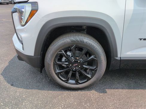 New 2027 GMC Terrain Elevation w/ Elevation Premium Package AWD/4WD image 16