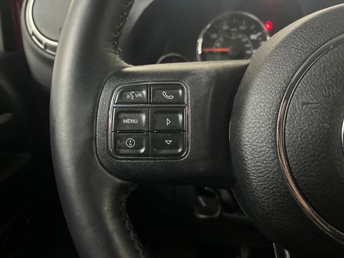 Used 2017 Jeep Wrangler Unlimited Rubicon w/ Connectivity Group image 59