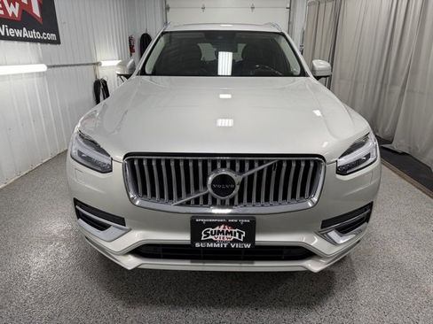 Used 2022 Volvo XC90 T6 Inscription w/ Advanced Package image 2