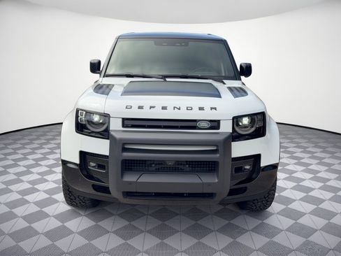 Used 2023 Land Rover Defender 90 X-Dynamic SE AWD/4WD image 6
