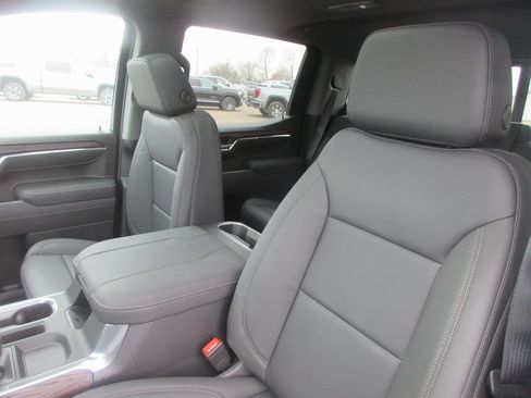 New 2026 GMC Sierra 1500 SLT w/ SLT Premium Plus Package image 14