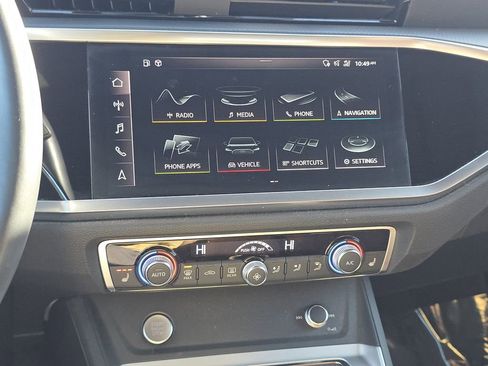 Used 2019 Audi Q3 2.0T Premium Plus w/ Premium Plus Package image 30