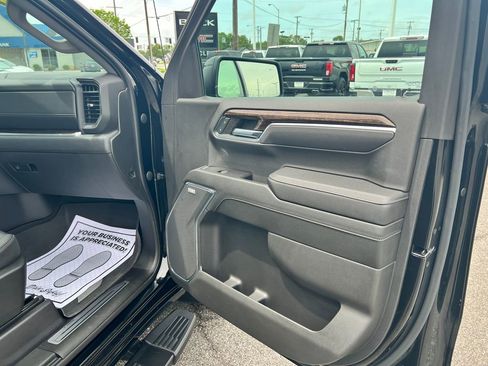 Used 2023 GMC Sierra 1500 Elevation w/ Elevation Premium Package AWD/4WD image 44