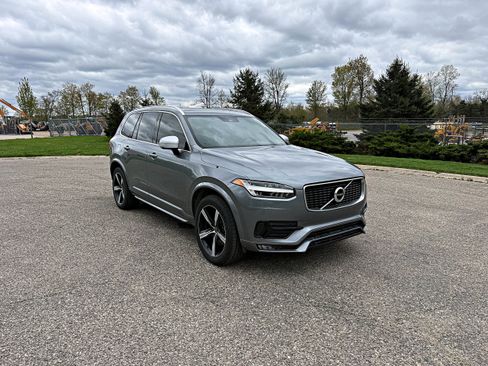 Used 2016 Volvo XC90 T6 R-Design AWD/4WD image 3