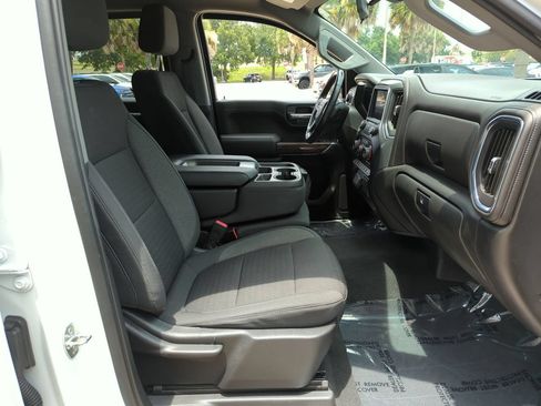 Used 2021 Chevrolet Silverado 1500 RST RWD image 24
