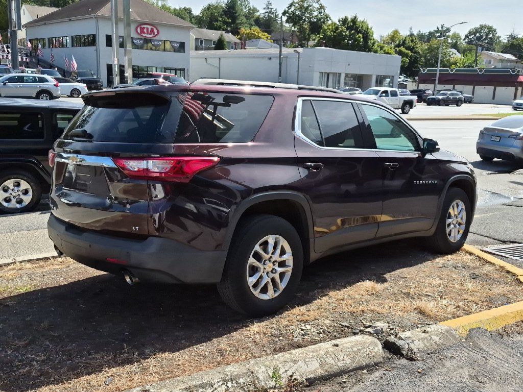 Used 2021 Chevrolet Traverse LT AWD/4WD image 4
