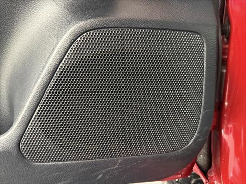 Certified 2019 Toyota Tacoma TRD Sport image 15