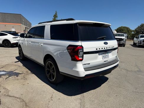 Used 2022 Ford Expedition Max Limited AWD/4WD image 3