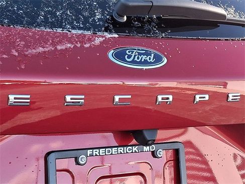 New 2025 Ford Escape SE image 12
