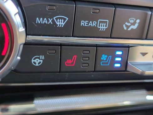 Used 2022 Ford F150 Lariat w/ Equipment Group 502A High RWD image 23