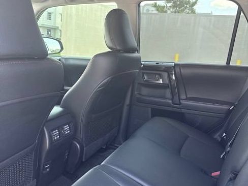 Used 2017 Toyota 4Runner TRD Pro AWD/4WD image 7