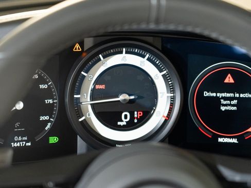 Certified 2024 Porsche 911 Carrera 4S AWD/4WD image 18
