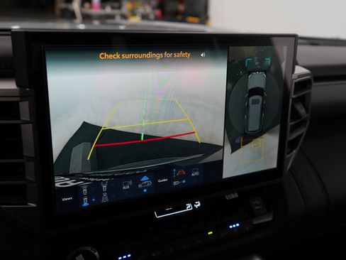 Used 2026 Toyota Sequoia Platinum image 25