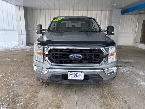 Used 2022 Ford F150 XLT w/ Trailer Tow Package image 2