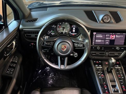 Used 2024 Porsche Macan S AWD/4WD image 17