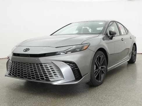 New 2026 Toyota Camry XSE FWD image 32