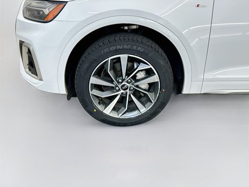 Used 2024 Audi Q5 2.0T Premium Plus AWD/4WD image 11