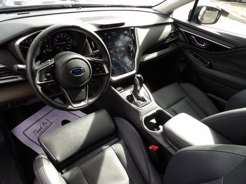 Used 2022 Subaru Outback Limited image 16