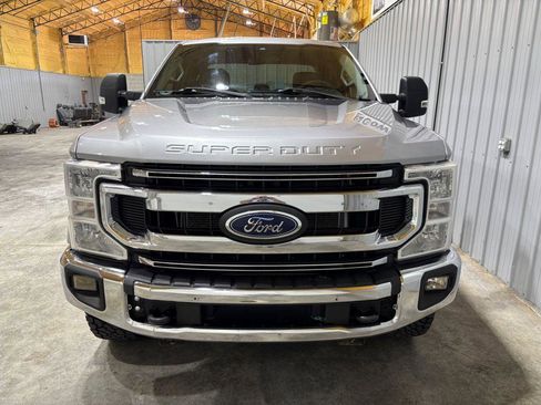 Used 2022 Ford F250 XLT w/ XLT Value Package AWD/4WD image 7
