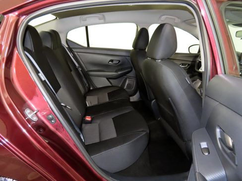 Certified 2025 Nissan Sentra SV image 33