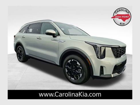 New 2026 Kia Sorento S image 1