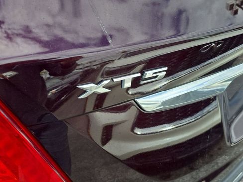 Used 2018 Cadillac XT5 FWD image 5