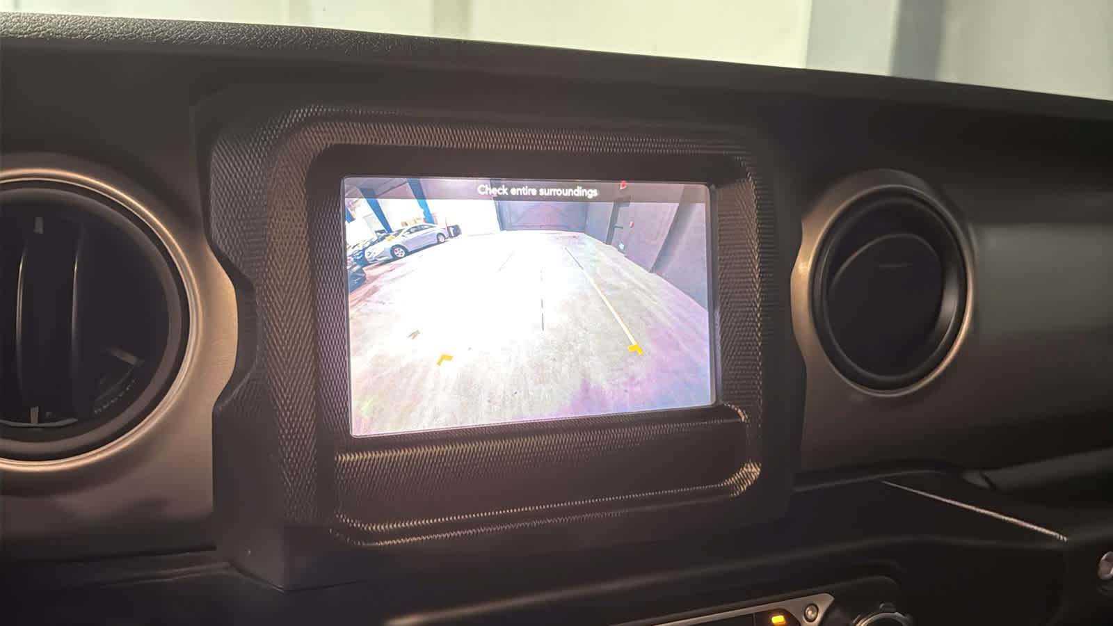Used 2020 Jeep Wrangler Unlimited Sport AWD/4WD image 16