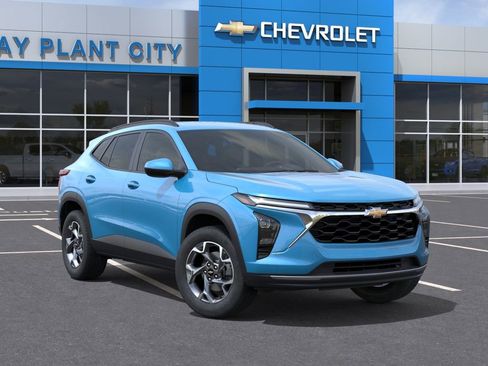 New 2026 Chevrolet Trax LT FWD image 7