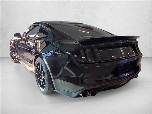 Used 2016 Ford Mustang Shelby GT350 w/ Track Package image 8