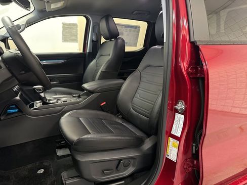 New 2025 Ford Ranger Lariat w/ FX4 Off-Road Package image 3