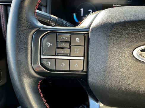 Certified 2022 Ford Expedition Max Limited image 9