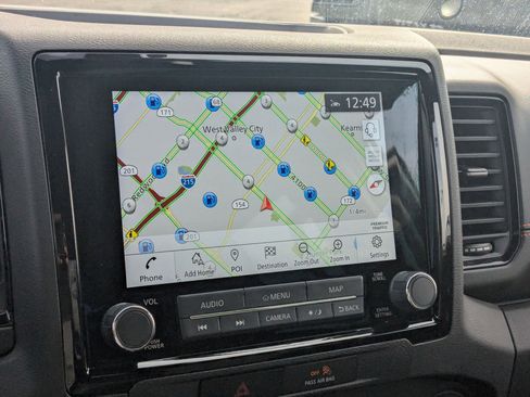 Used 2022 Nissan Frontier PRO-4X image 25