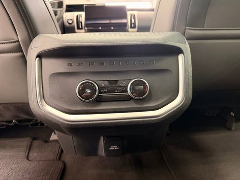 Used 2025 Ford Expedition Max Active image 25