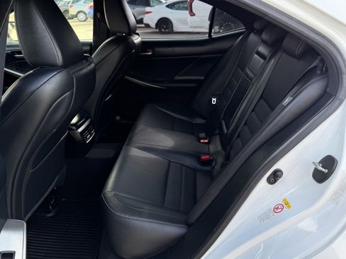 Used 2018 Lexus IS 300 F Sport w/ F Sport Package image 13