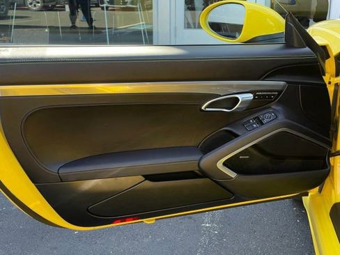 Used 2024 Porsche 718 Boxster GTS image 28