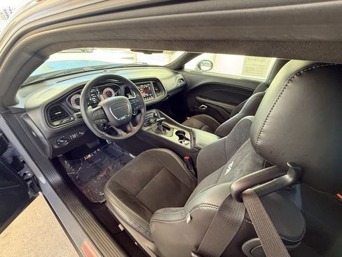 Used 2023 Dodge Challenger R/T Scat Pack w/ T/A Package image 6