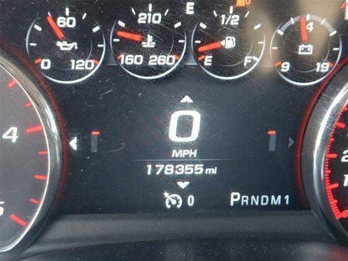 Used 2016 GMC Sierra 2500 Denali w/ Duramax Plus Package image 10