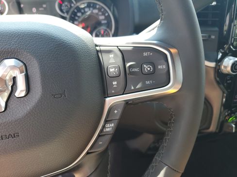 Used 2026 RAM 2500 Big Horn AWD/4WD image 12