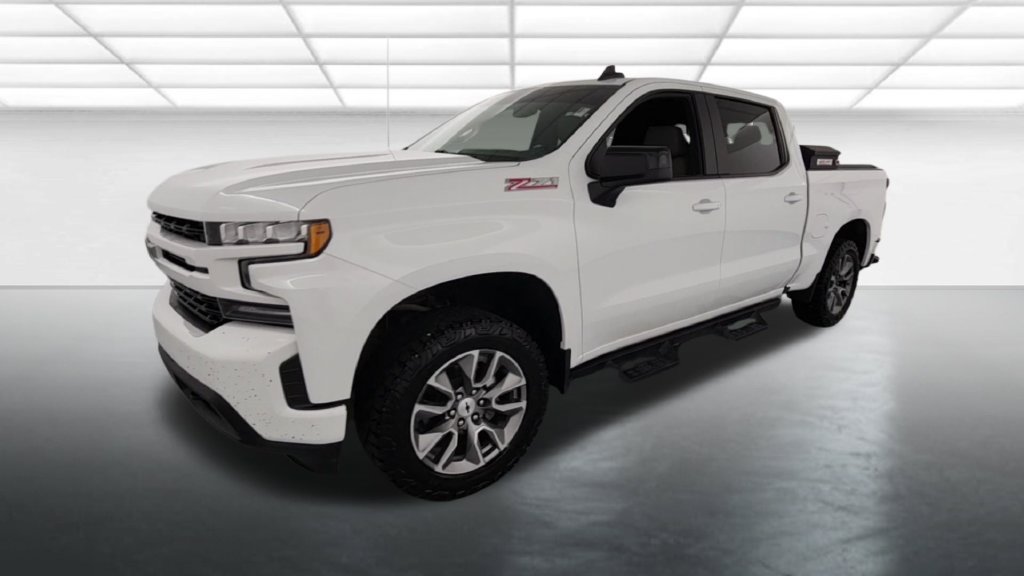 Used 2021 Chevrolet Silverado 1500 RST w/ Convenience Package II AWD/4WD image 3