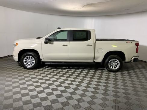 New 2026 Chevrolet Silverado 1500 RST AWD/4WD image 13