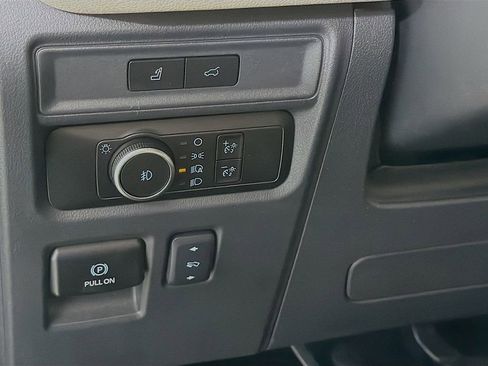 Used 2024 Ford Expedition Max Limited image 12