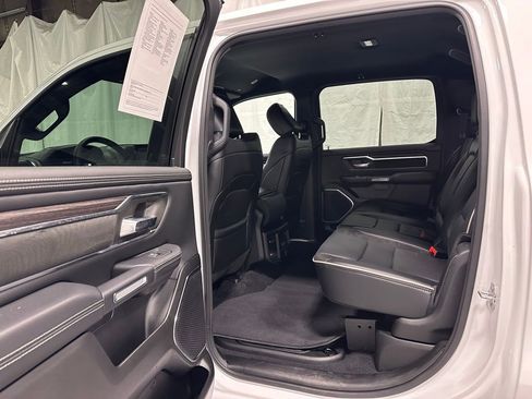 Used 2025 RAM 1500 Laramie image 45