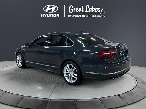 Used 2017 Volkswagen Passat 1.8T R-Line image 3