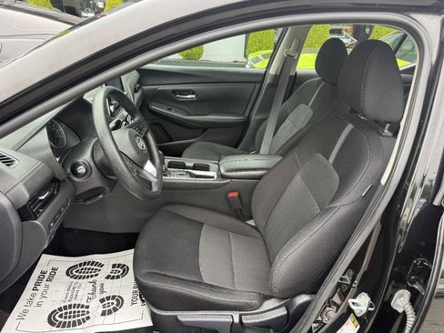 Used 2024 Nissan Sentra SV FWD image 15