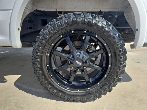 Used 2020 Ford F150 Lariat image 32