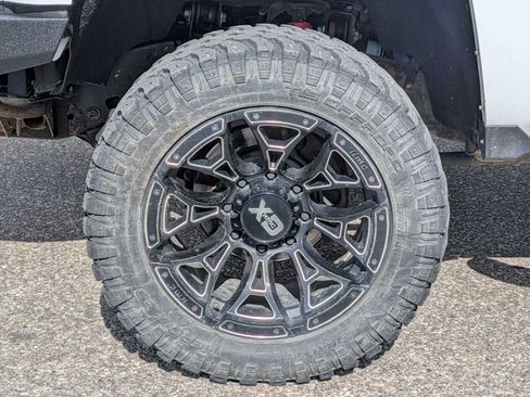 Used 2018 Chevrolet Silverado 3500 LTZ AWD/4WD image 12