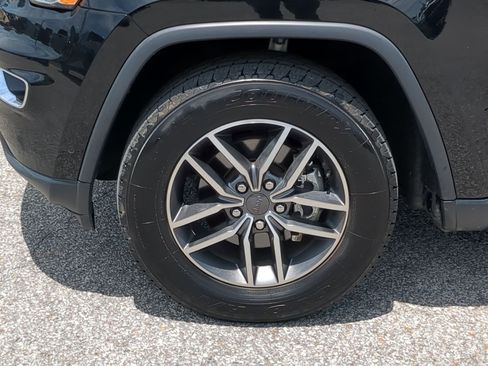 Used 2020 Jeep Grand Cherokee Limited AWD/4WD image 10